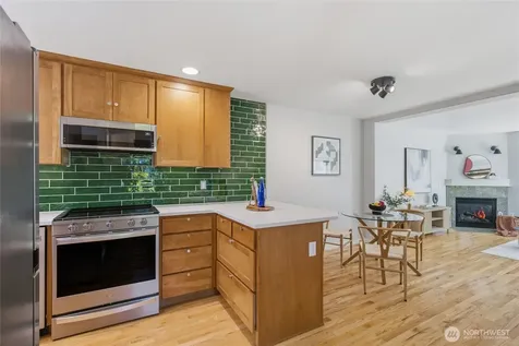 227 24th Avenue E Seattle WA 98112