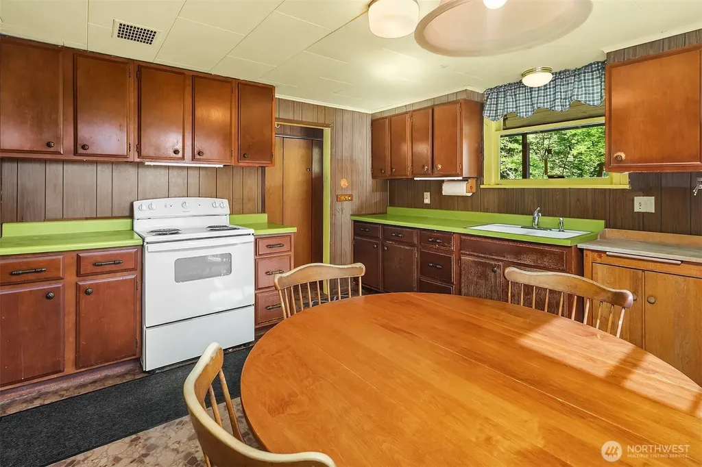 20128 Old Owen Road Monroe WA 98272