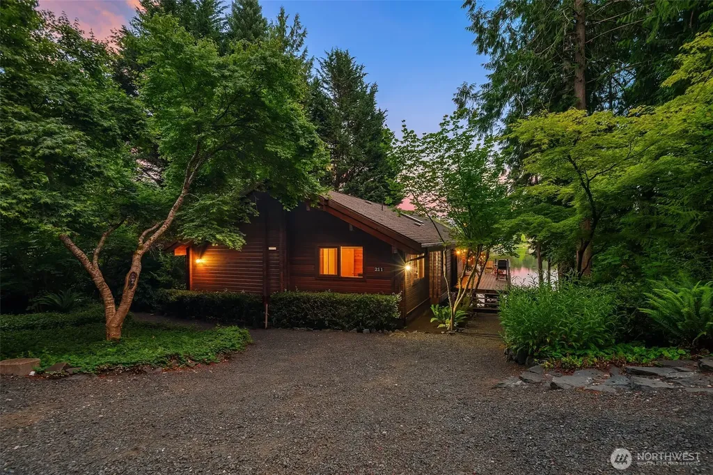 211 E Church Point Drive Shelton WA 98584
