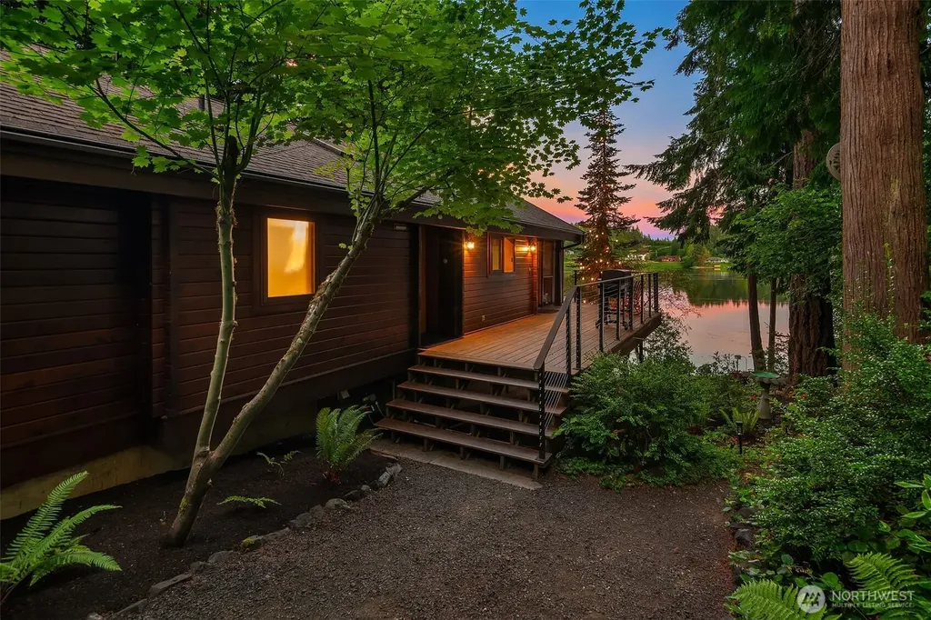 211 E Church Point Drive Shelton WA 98584