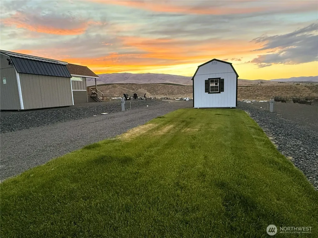 1769 Naches Wenas Road Selah WA 98942