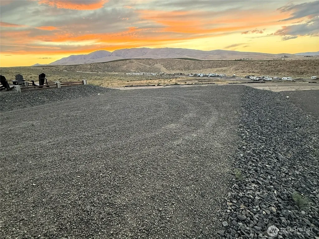 1769 Naches Wenas Road Selah WA 98942