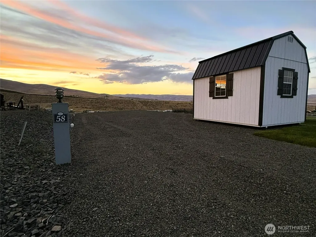 1769 Naches Wenas Road Selah WA 98942