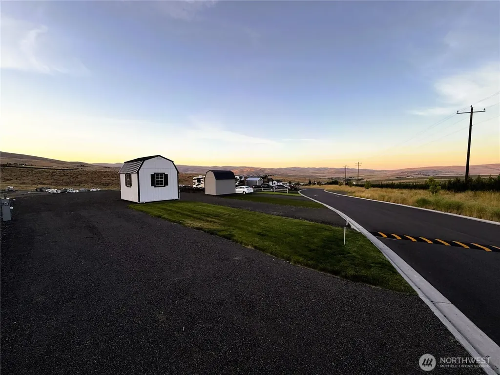 1769 Naches Wenas Road Selah WA 98942