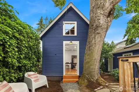 6750 26th Avenue NW Seattle WA 98117