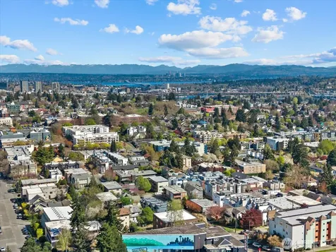 966 N Allen Place Seattle WA 98103