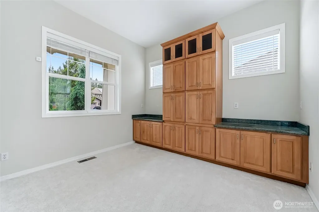 12256 243rd Place NE Redmond WA 98053