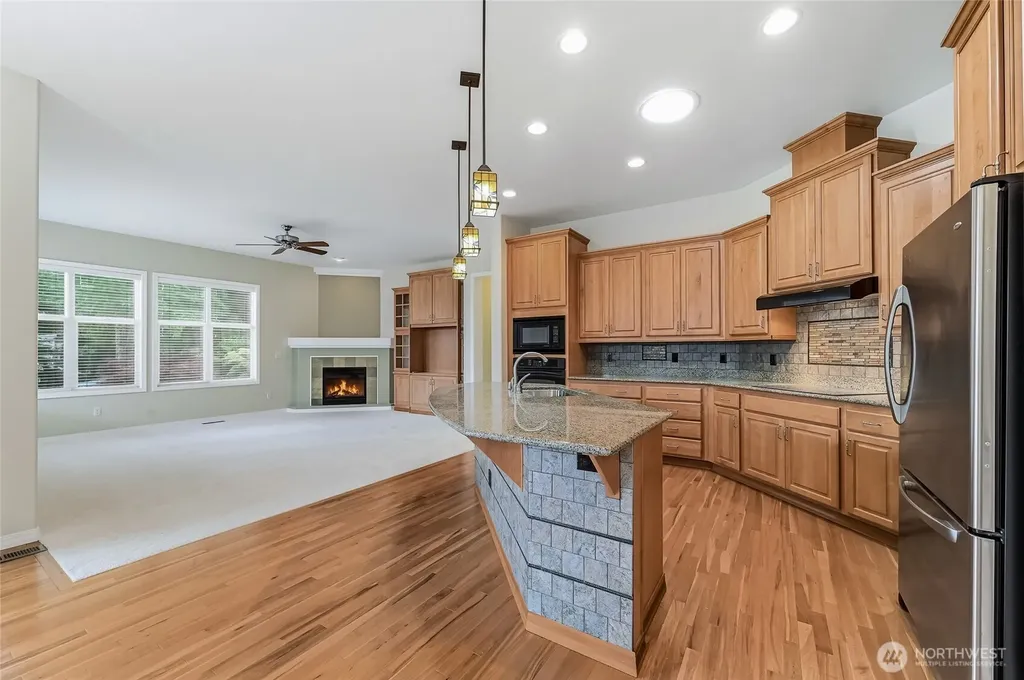 12256 243rd Place NE Redmond WA 98053