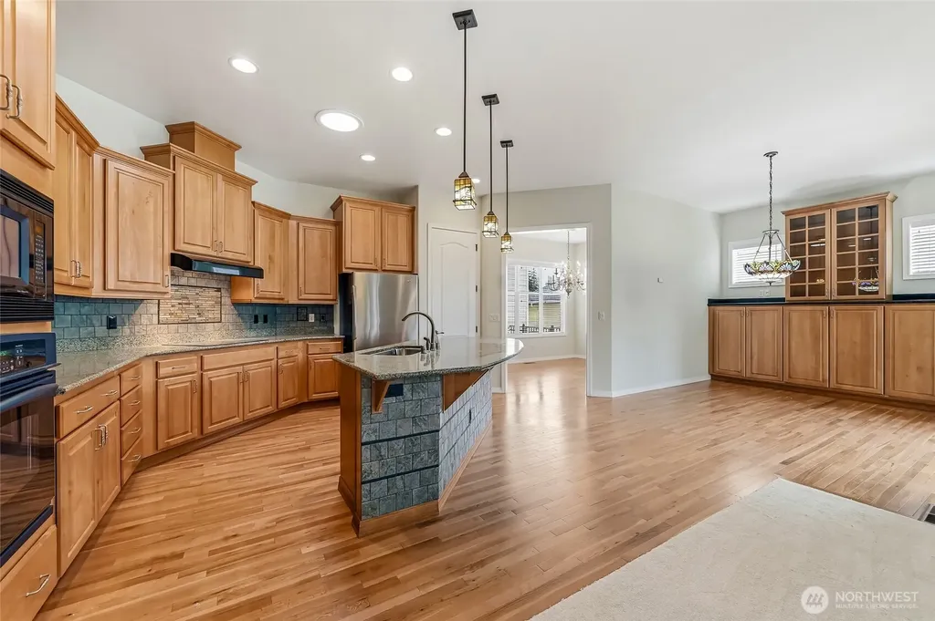 12256 243rd Place NE Redmond WA 98053