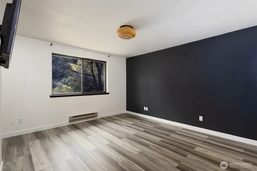 4102 80th Street E Tacoma WA 98443