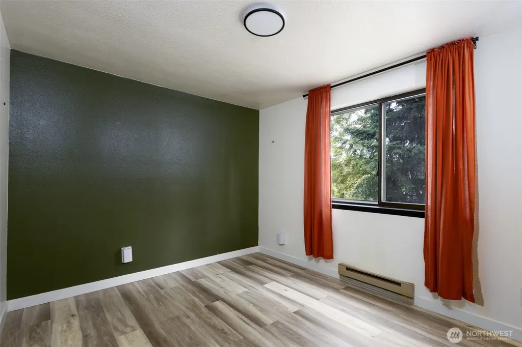 4102 80th Street E Tacoma WA 98443