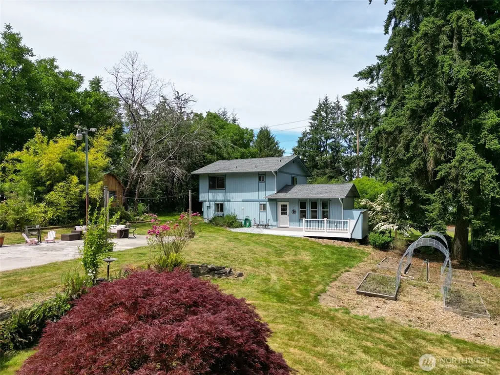 4102 80th Street E Tacoma WA 98443