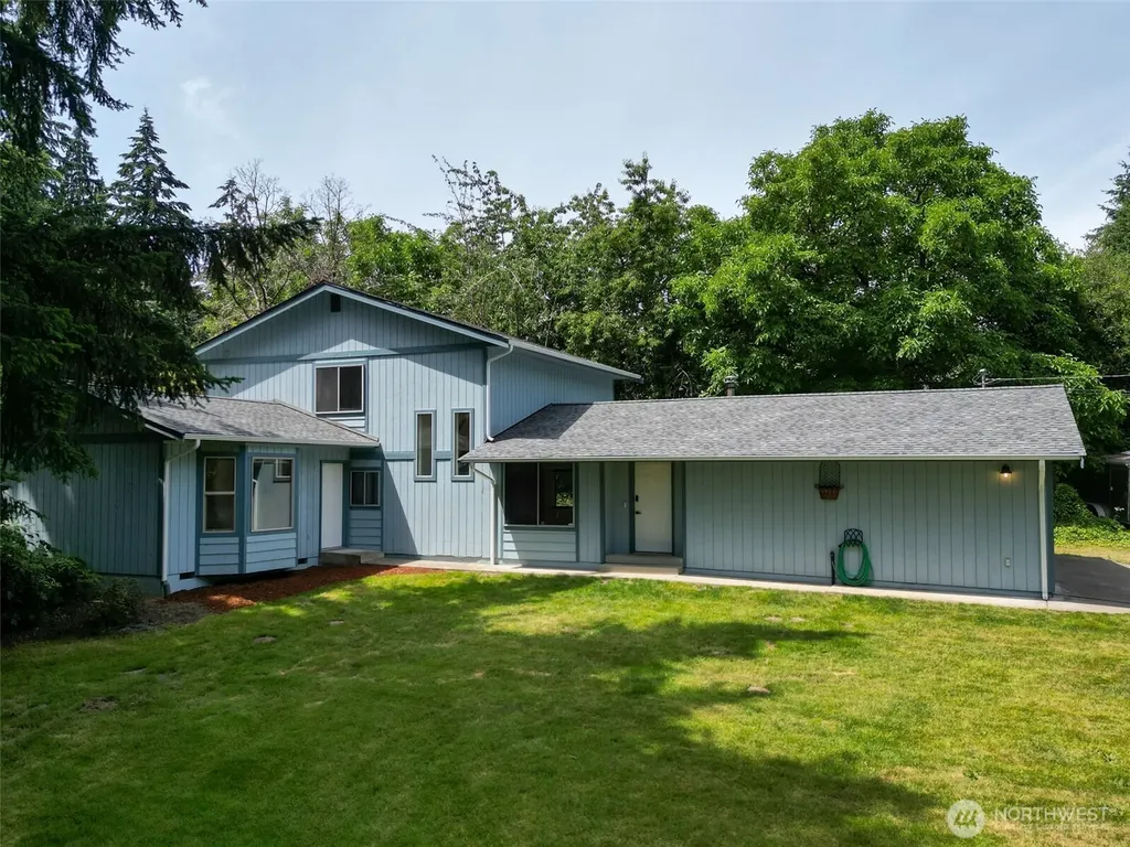 4102 80th Street E Tacoma WA 98443