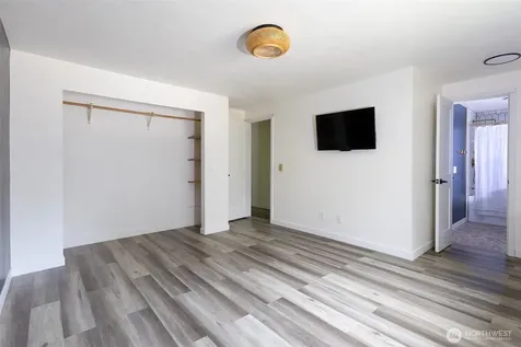 4102 80th Street E Tacoma WA 98443