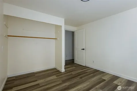4102 80th Street E Tacoma WA 98443