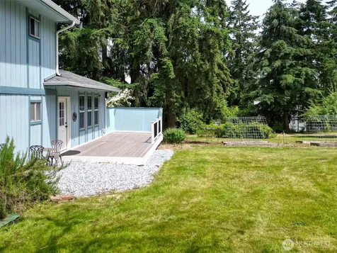 4102 80th Street E Tacoma WA 98443