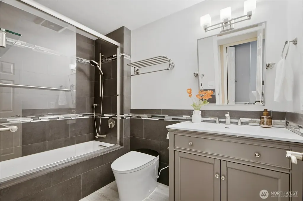 16119 SE 31st Street Bellevue WA 98008
