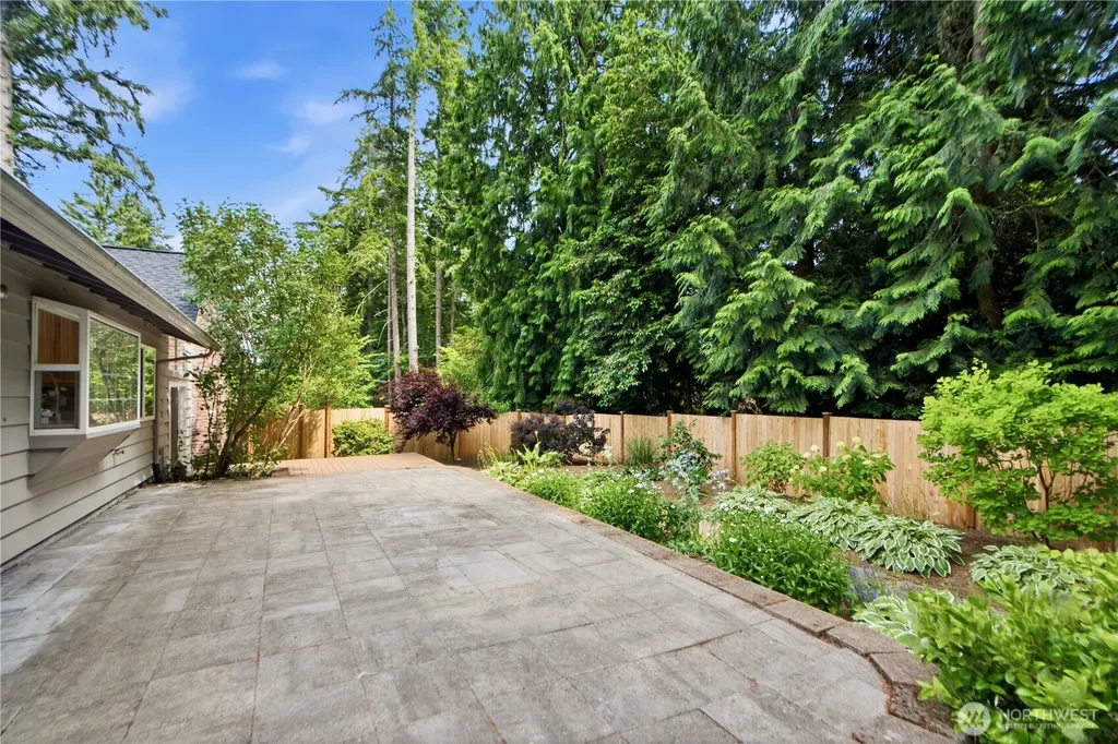 16119 SE 31st Street Bellevue WA 98008