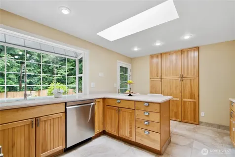 16119 SE 31st Street Bellevue WA 98008