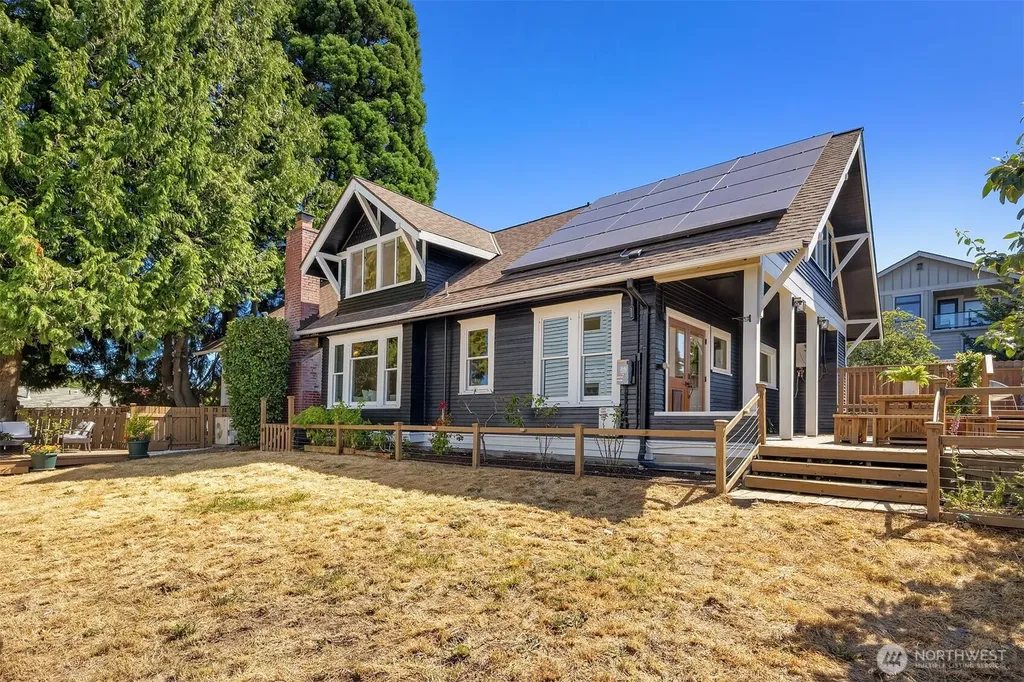 907 NE 72nd Street Seattle WA 98115