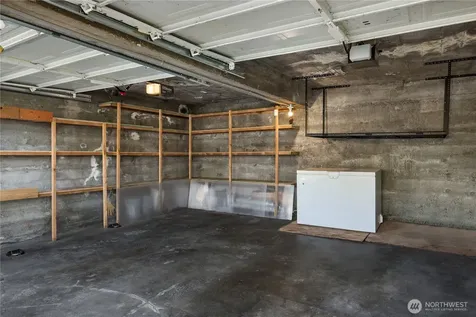 907 NE 72nd Street Seattle WA 98115