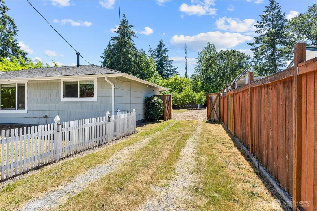 11510 Military Road SW Lakewood WA 98498