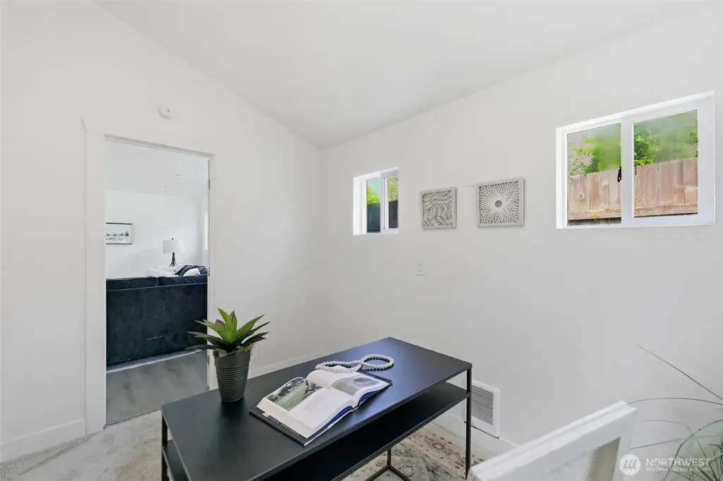 1211 NE Mcwilliams Bremerton WA 98311