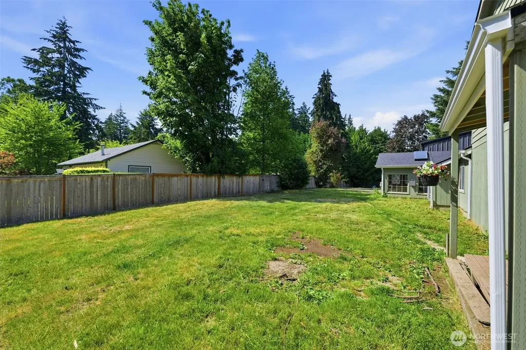 1211 NE Mcwilliams Bremerton WA 98311