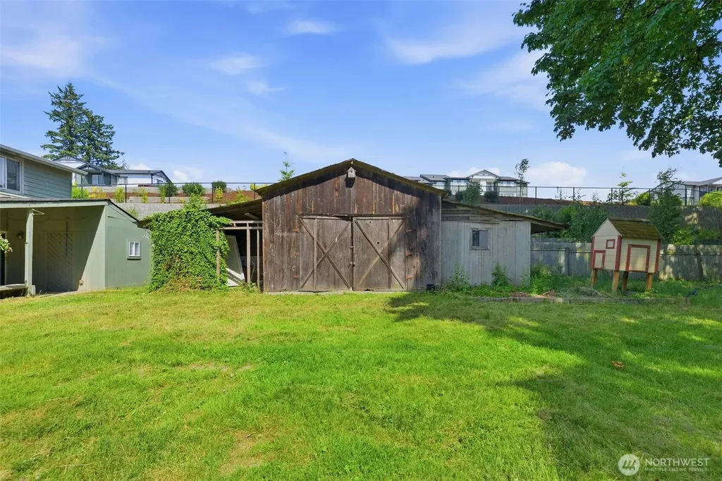 1211 NE Mcwilliams Bremerton WA 98311