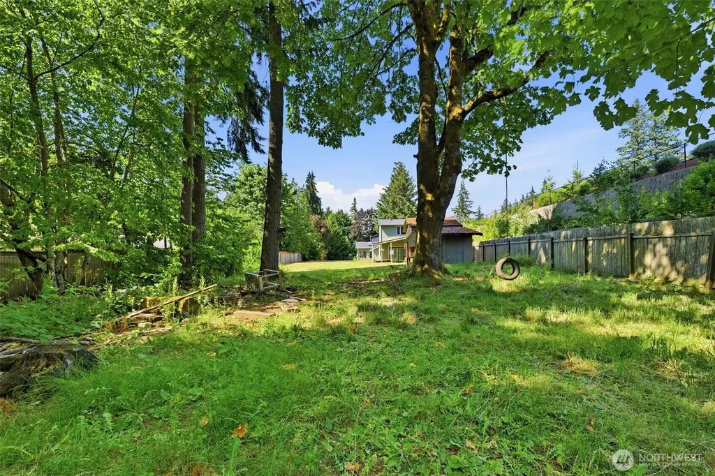 1211 NE Mcwilliams Bremerton WA 98311
