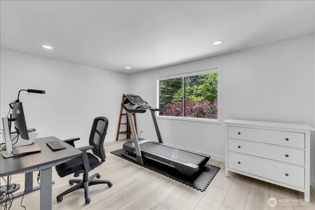 12903 176th Place NE Redmond WA 98052