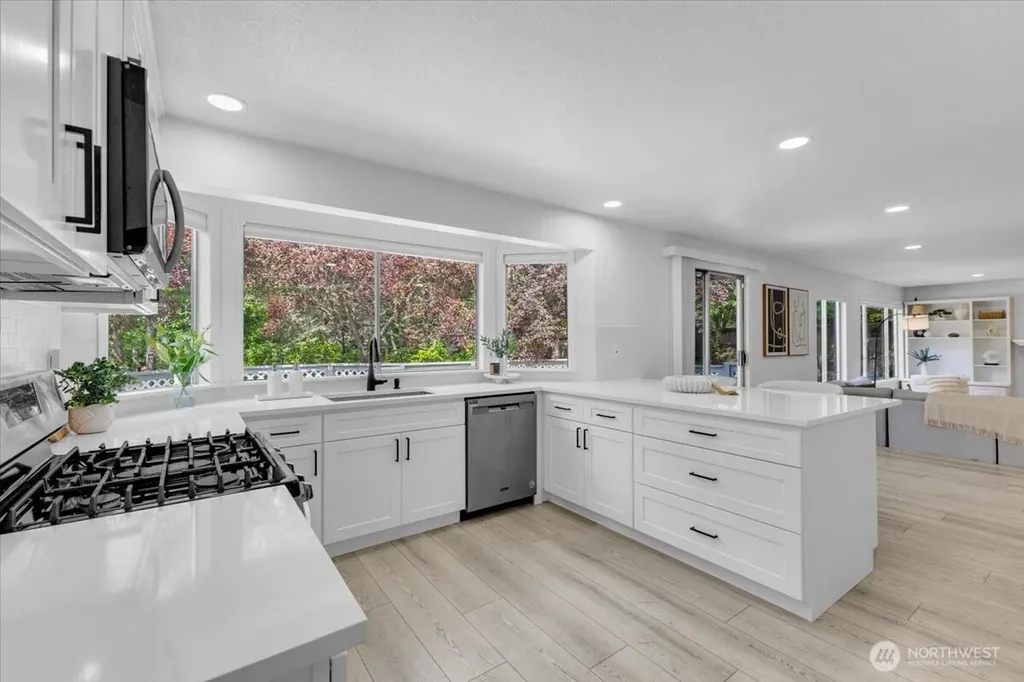 12903 176th Place NE Redmond WA 98052