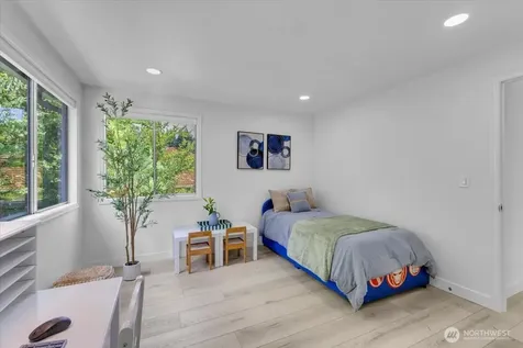 12903 176th Place NE Redmond WA 98052