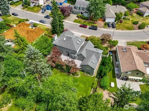 12903 176th Place NE Redmond WA 98052