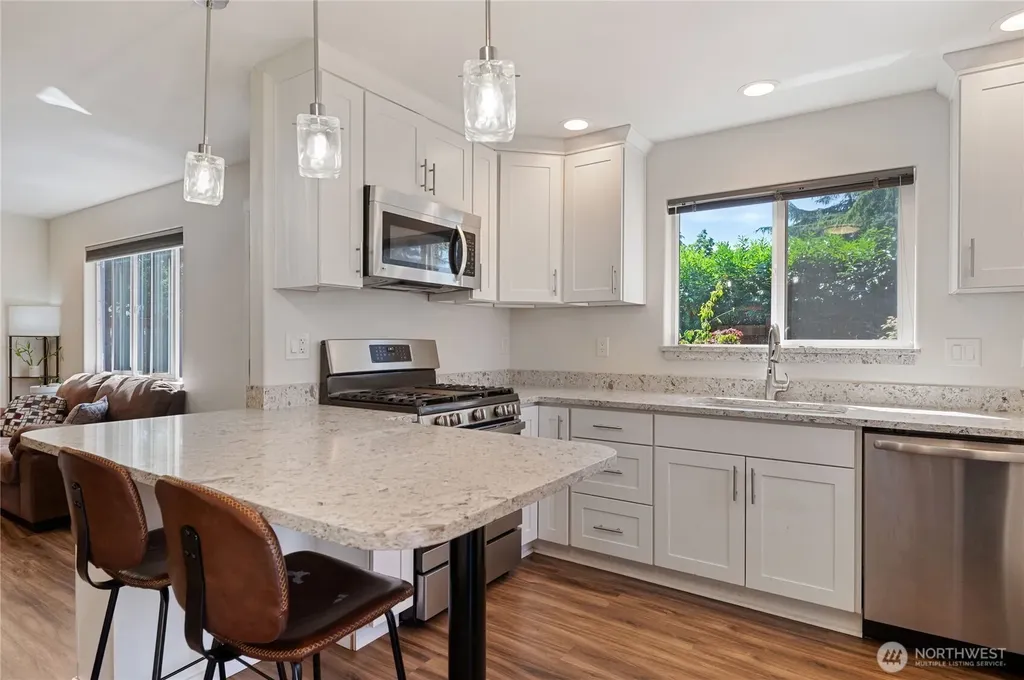 9111 Newgrove Avenue SW Lakewood WA 98498