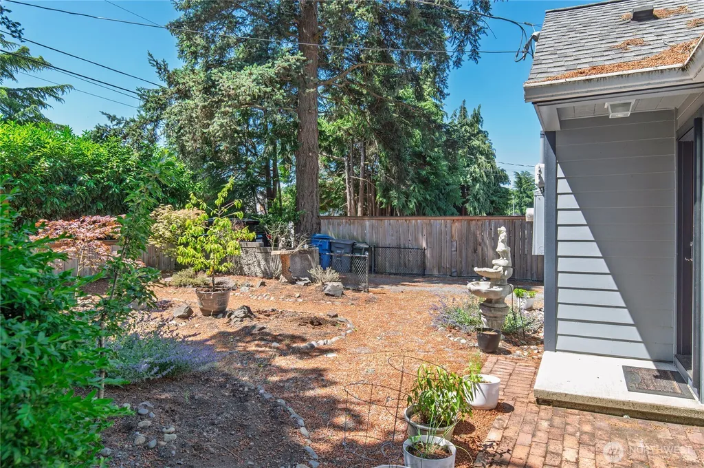 9111 Newgrove Avenue SW Lakewood WA 98498
