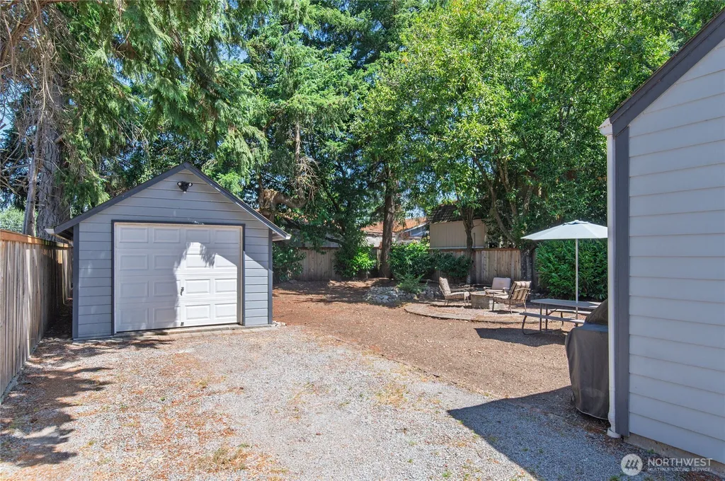 9111 Newgrove Avenue SW Lakewood WA 98498
