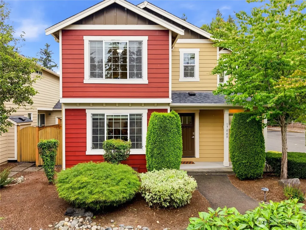 1704 156th Place SW Lynnwood WA 98087