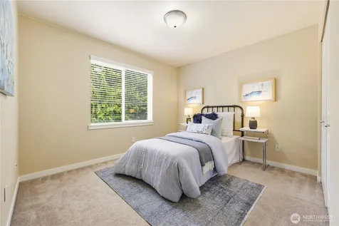 1704 156th Place SW Lynnwood WA 98087