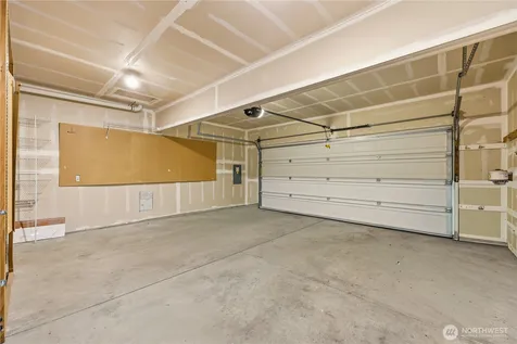1704 156th Place SW Lynnwood WA 98087