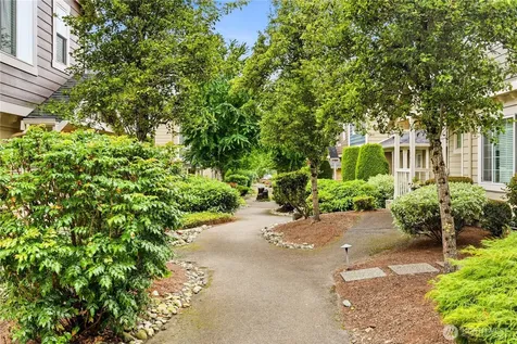 1704 156th Place SW Lynnwood WA 98087