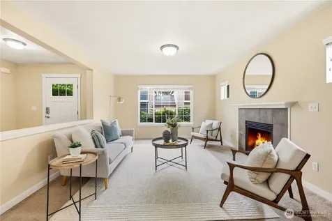 1704 156th Place SW Lynnwood WA 98087