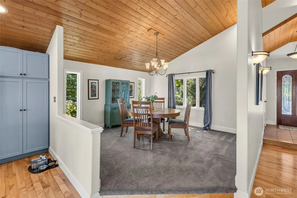24920 S South Kingston Road NE Kingston WA 98346