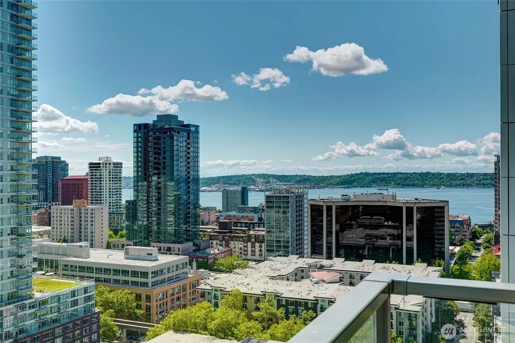 2510 6th Avenue Seattle WA 98121
