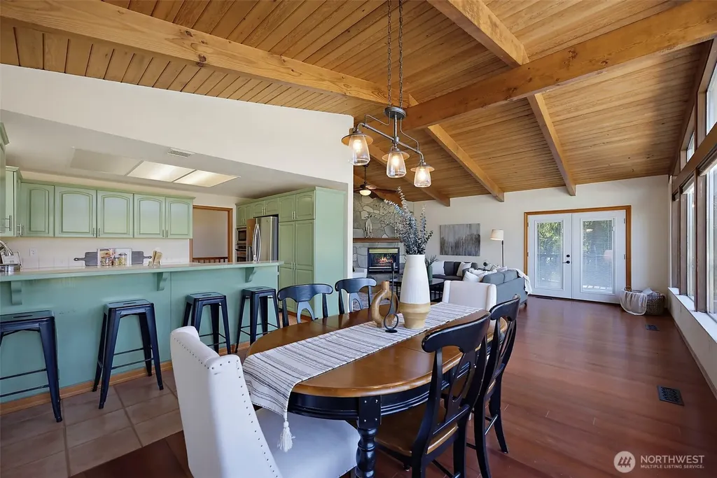 8802 Key Peninsula Highway NW Lakebay WA 98349