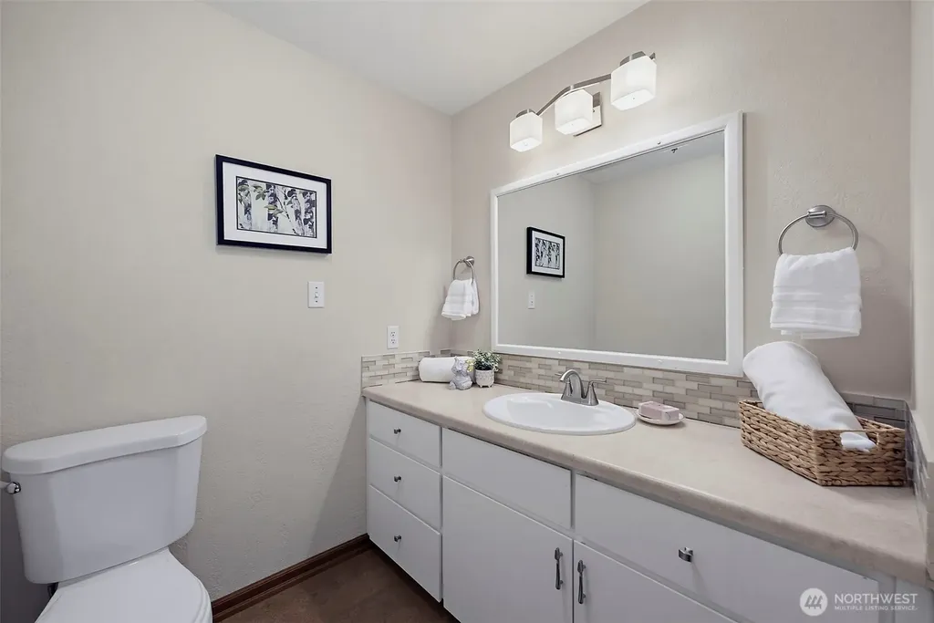 8802 Key Peninsula Highway NW Lakebay WA 98349