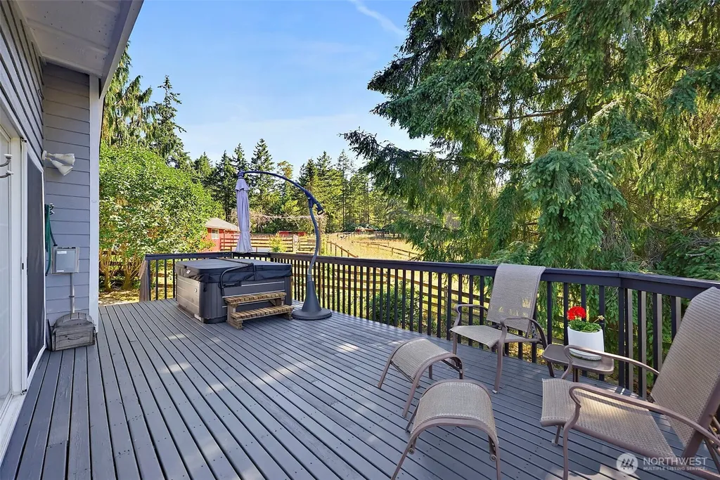 8802 Key Peninsula Highway NW Lakebay WA 98349