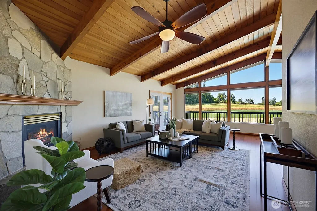 8802 Key Peninsula Highway NW Lakebay WA 98349