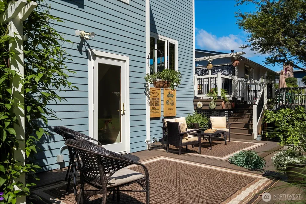 8189 Whidbey Drive Clinton WA 98236