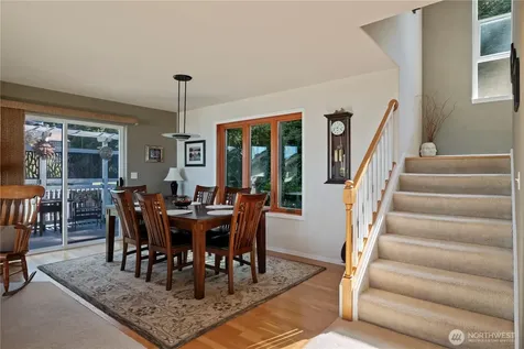 8189 Whidbey Drive Clinton WA 98236